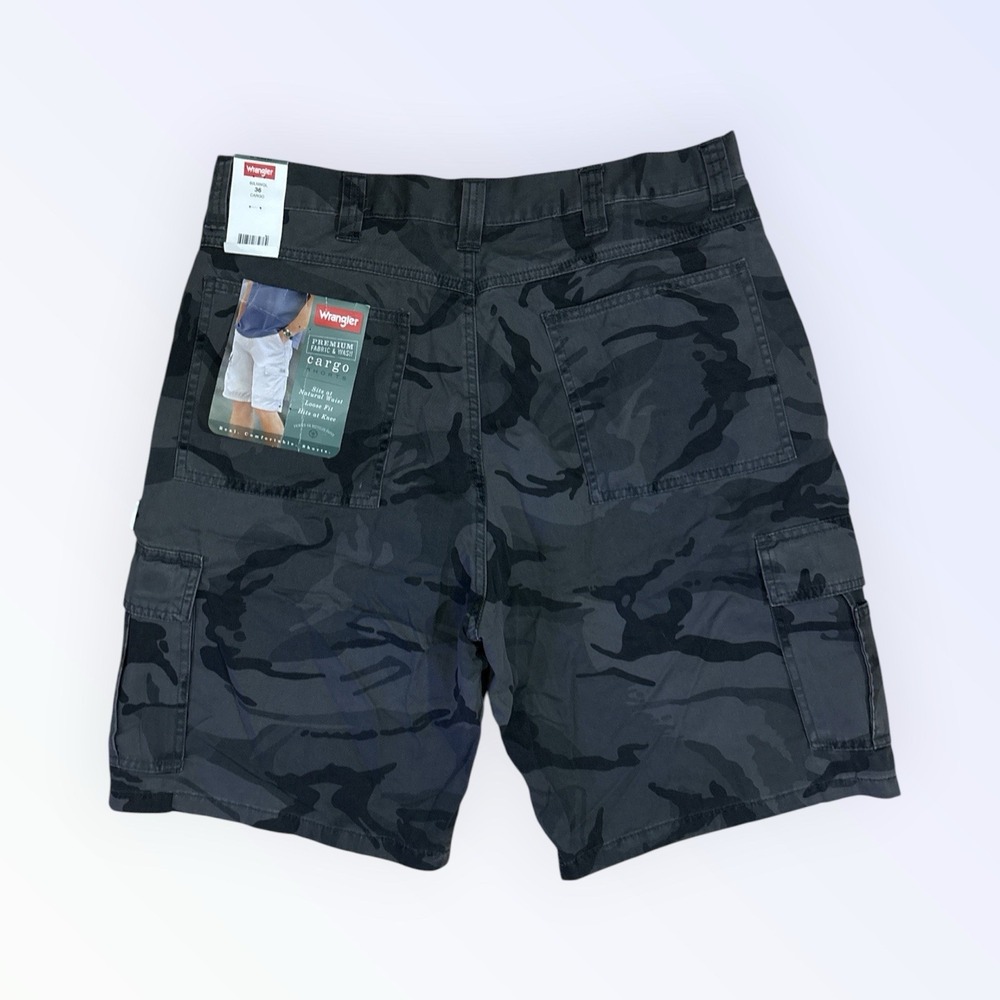 Wrangler Camo Cargo Shorts Men's 36 Gray Black Camouflage Military NEW